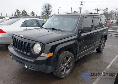2014 Jeep Patriot High Altitude z USA, uszkodzony, nr VIN 1C4NJPFA6ED927760